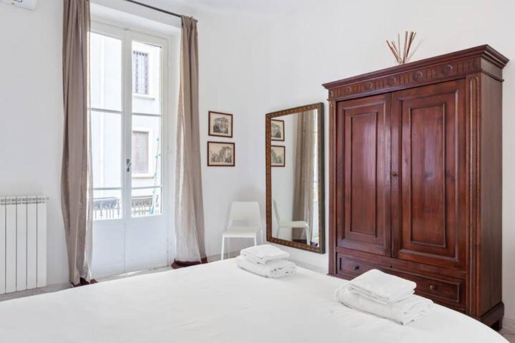 Isola And Zara Comfortable Apartment Mediolan Zewnętrze zdjęcie